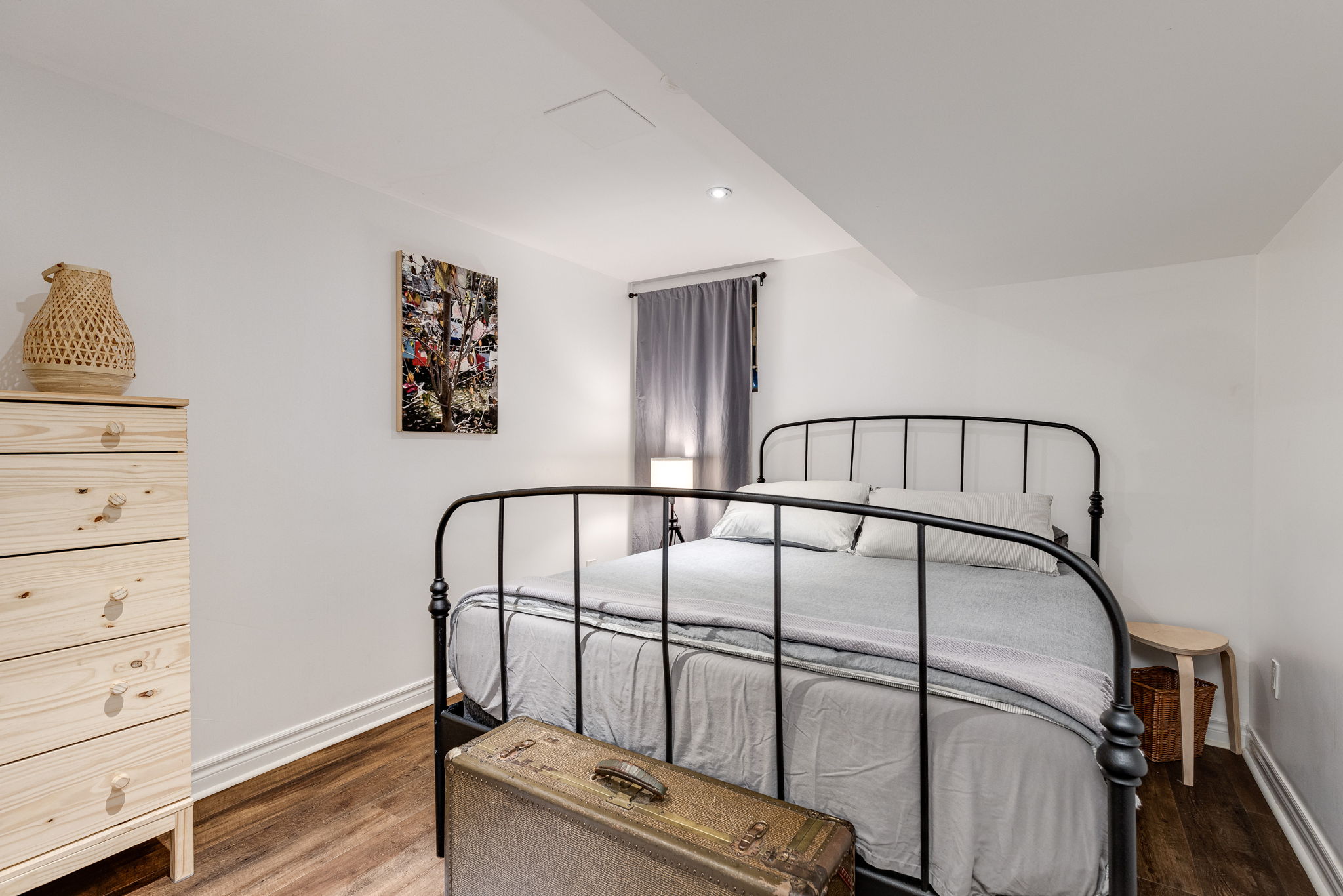 Toronto property showcase — delivered property photograph 56