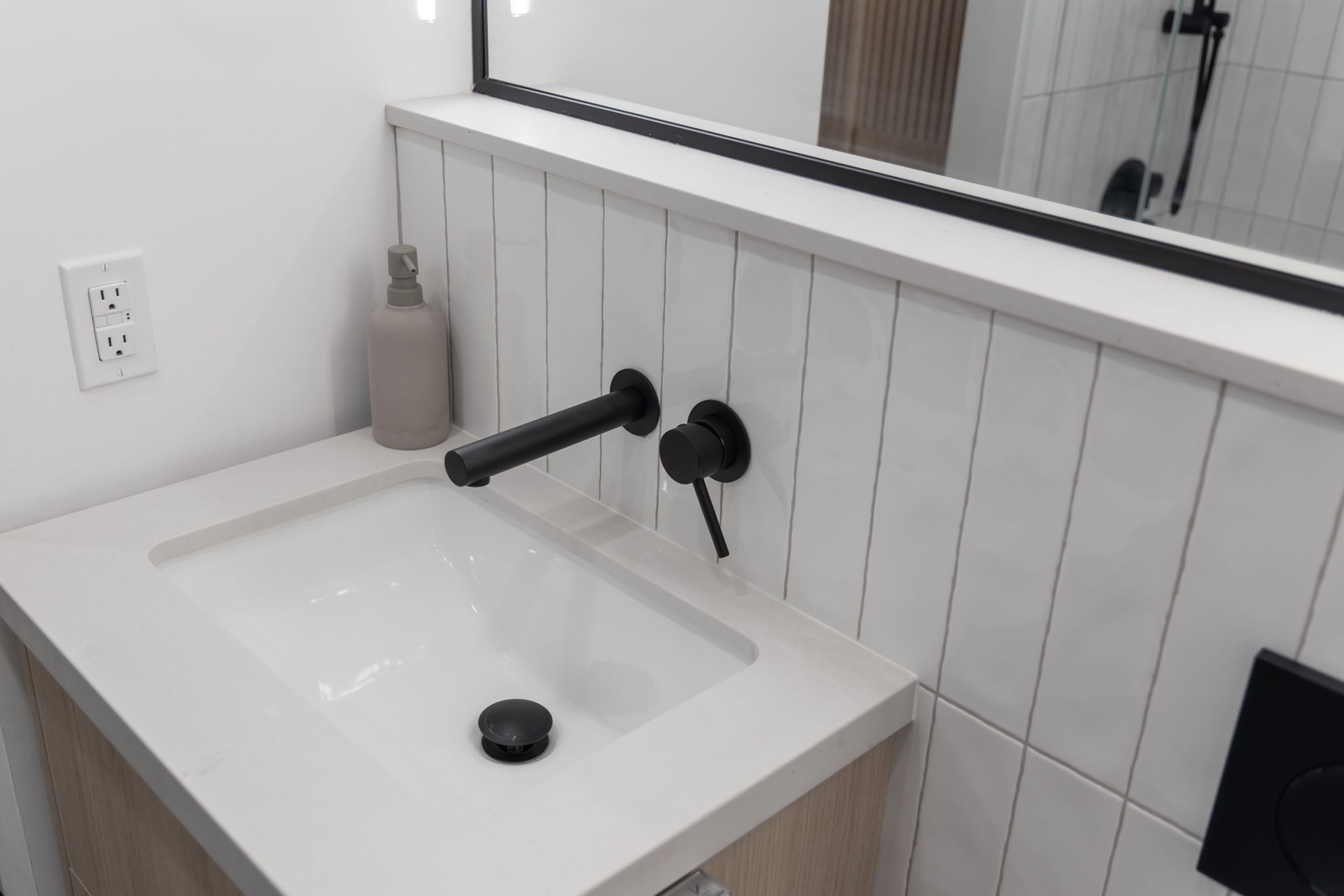 Toronto property showcase — delivered property photograph 38