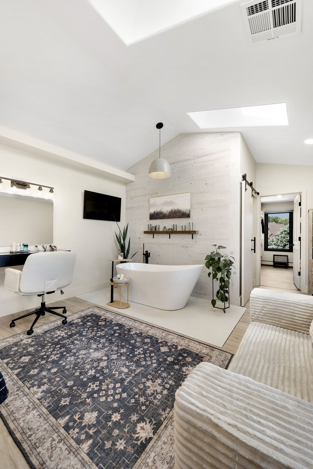  Photo 158