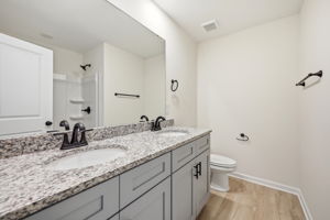  Photo 23