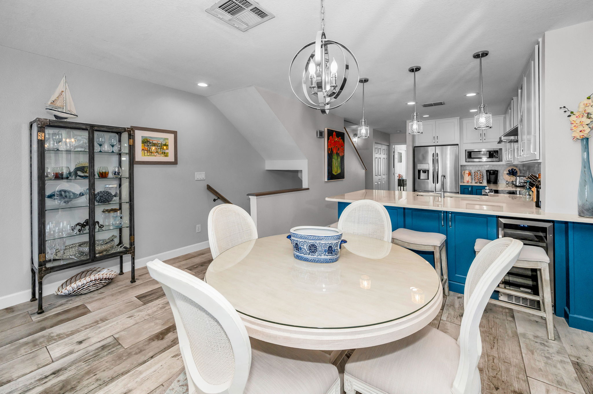 Dining Room3