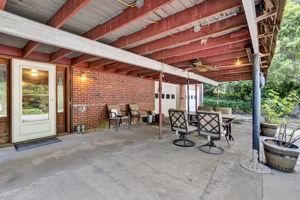  Photo 40