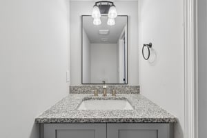 N 2nd St-S0108-017.jpg