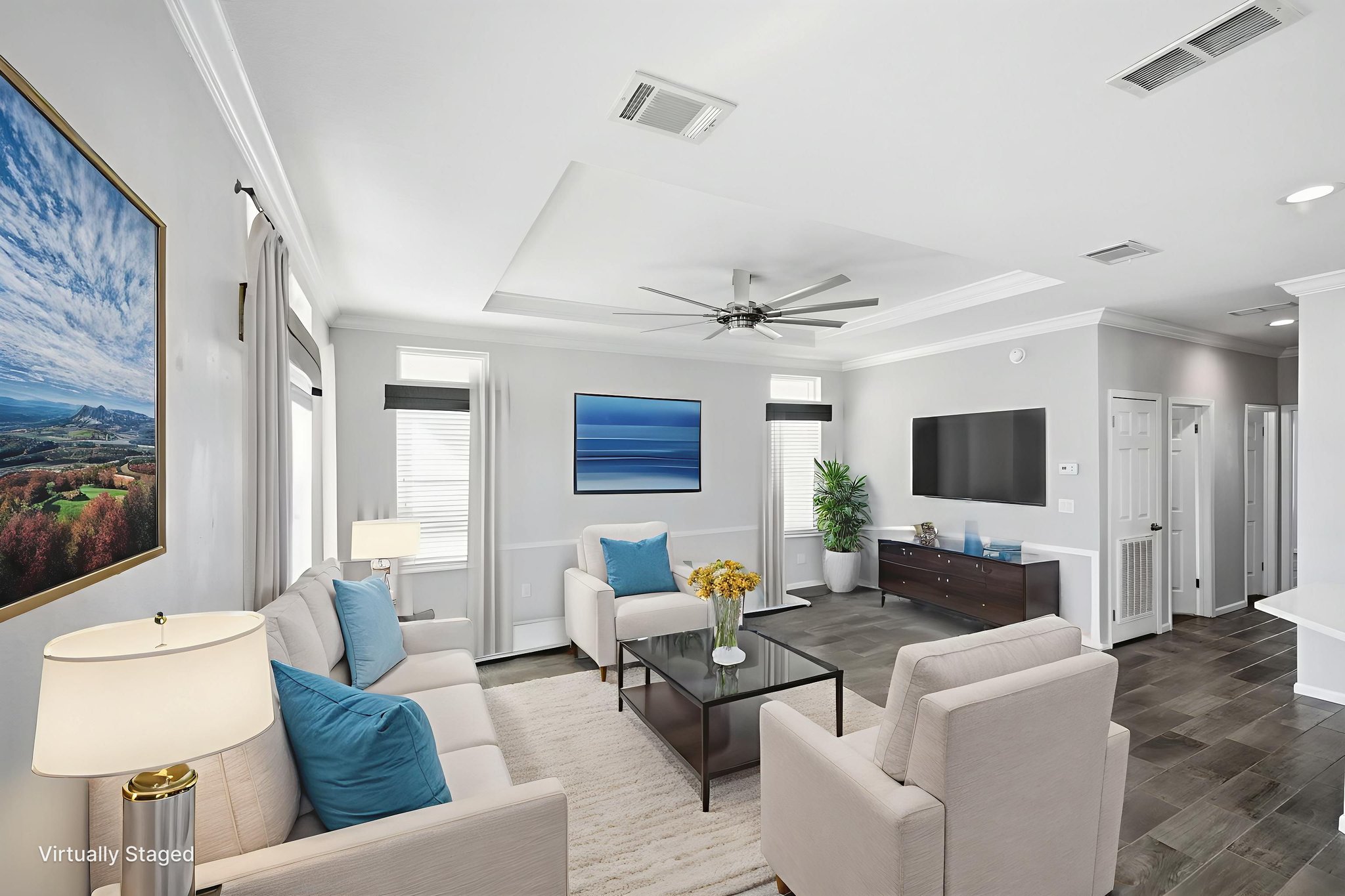 _DSC4131 virtually staged.jpeg