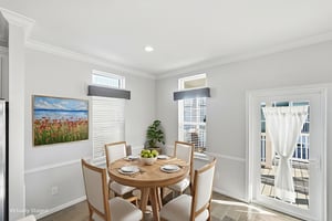 _DSC4126 virtually staged.jpeg