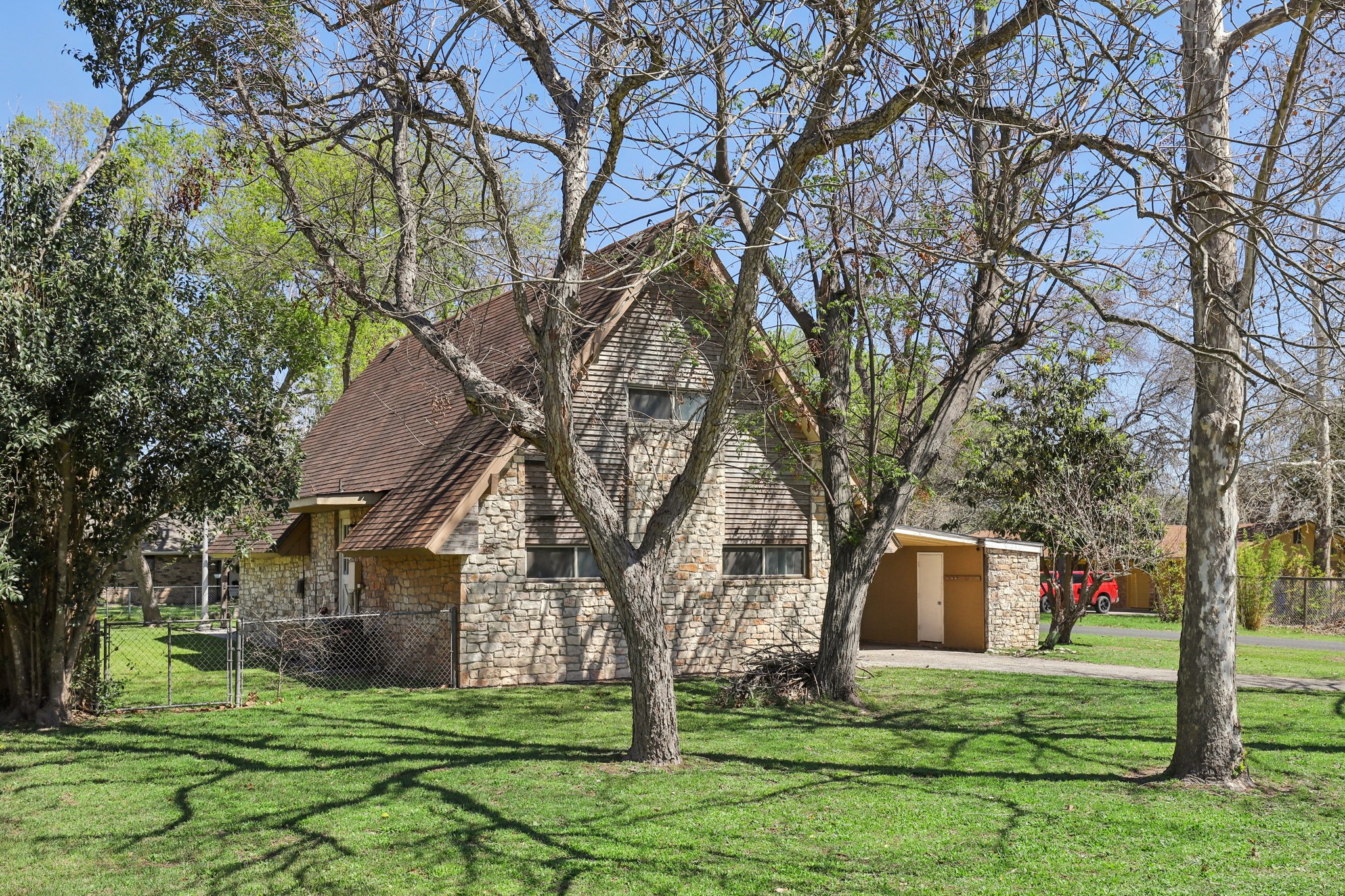 Nueces Ln-S1303-004.jpg