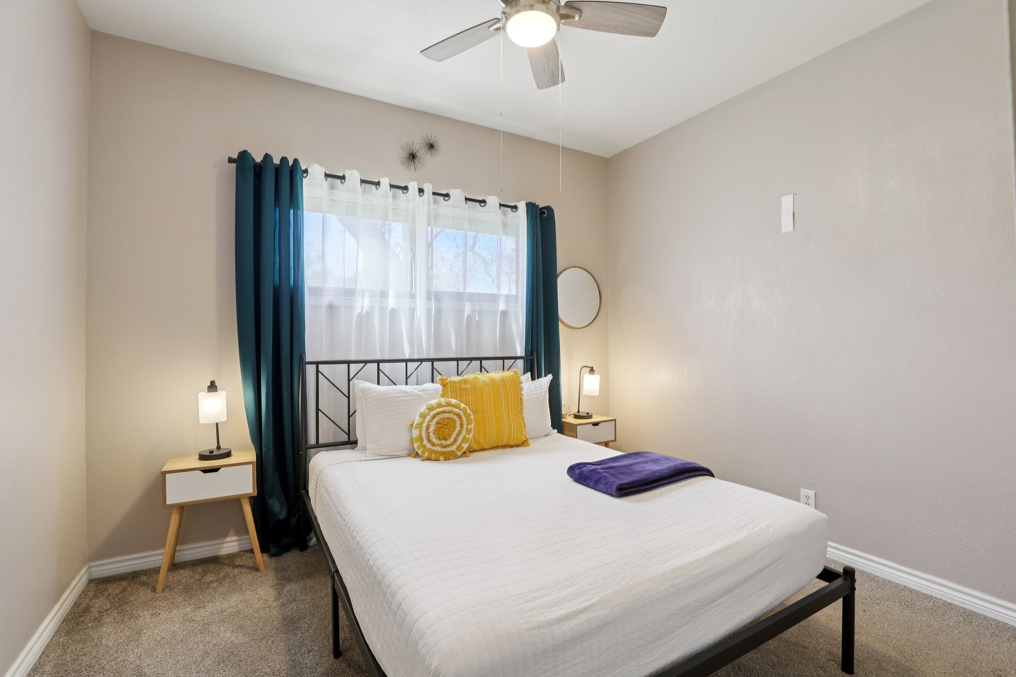 Nueces Ln-S1303-032.jpg