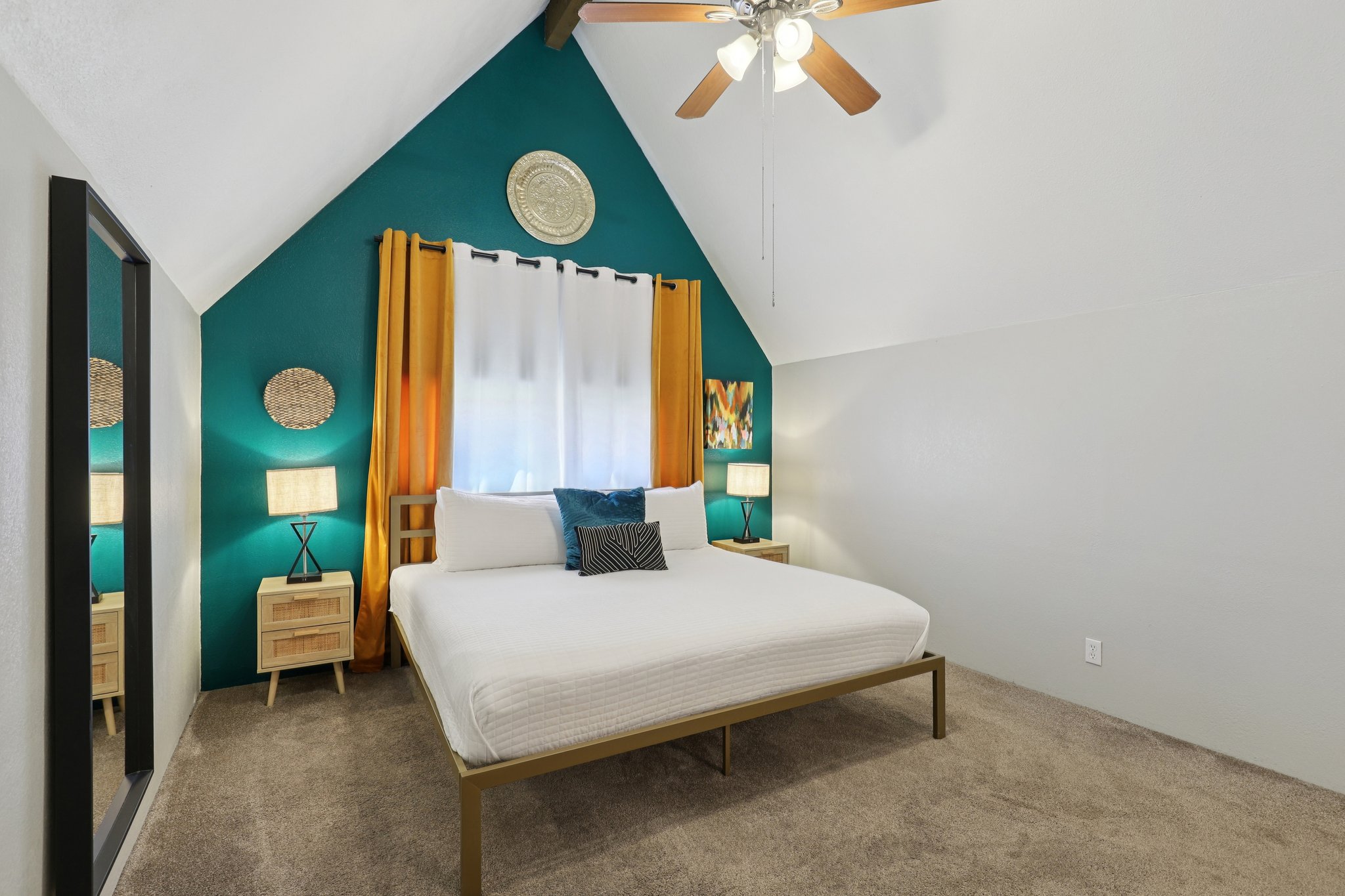 Nueces Ln-S1303-042.jpg