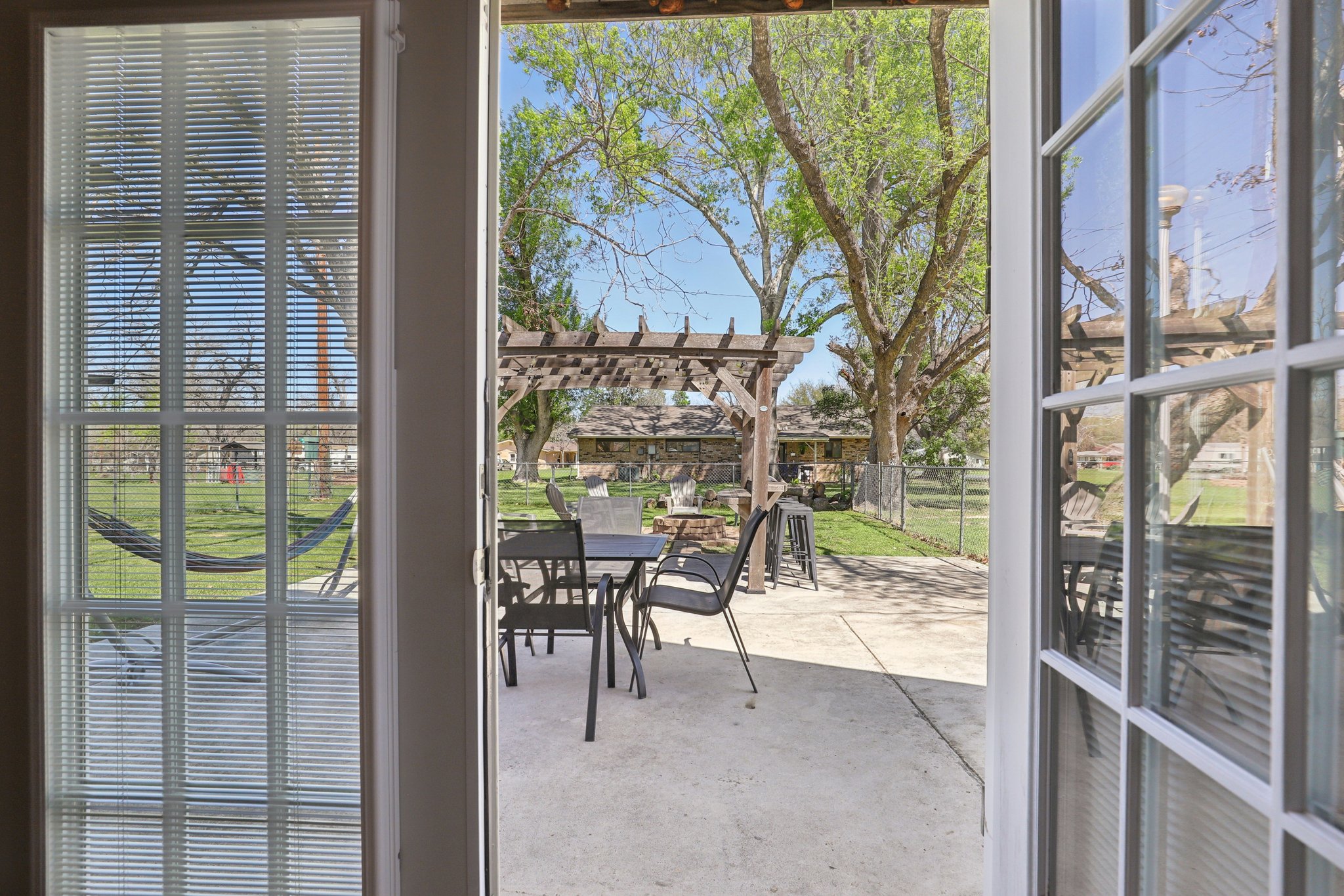 Nueces Ln-S1303-048.jpg