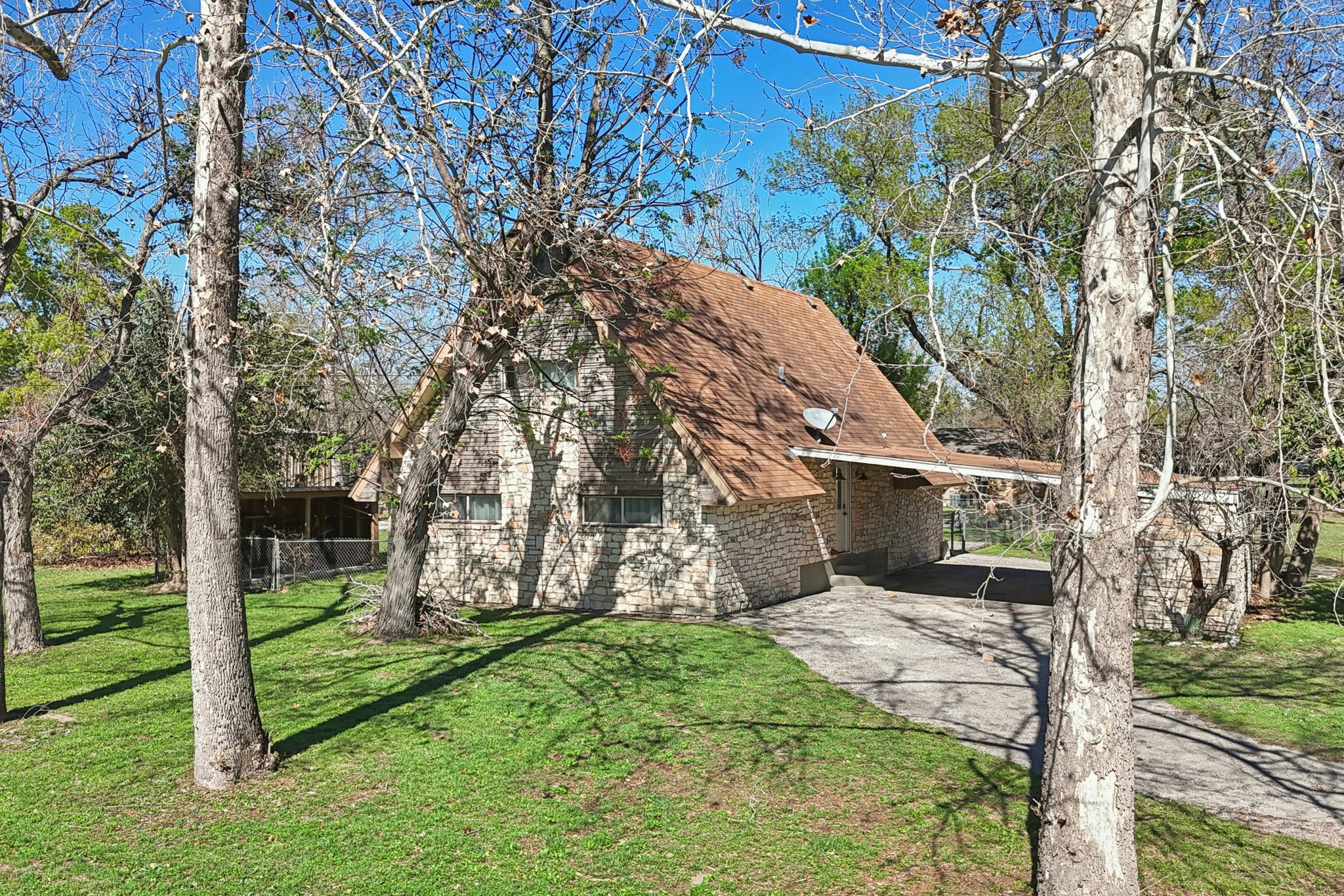 Nueces Ln-S1303-059.jpg