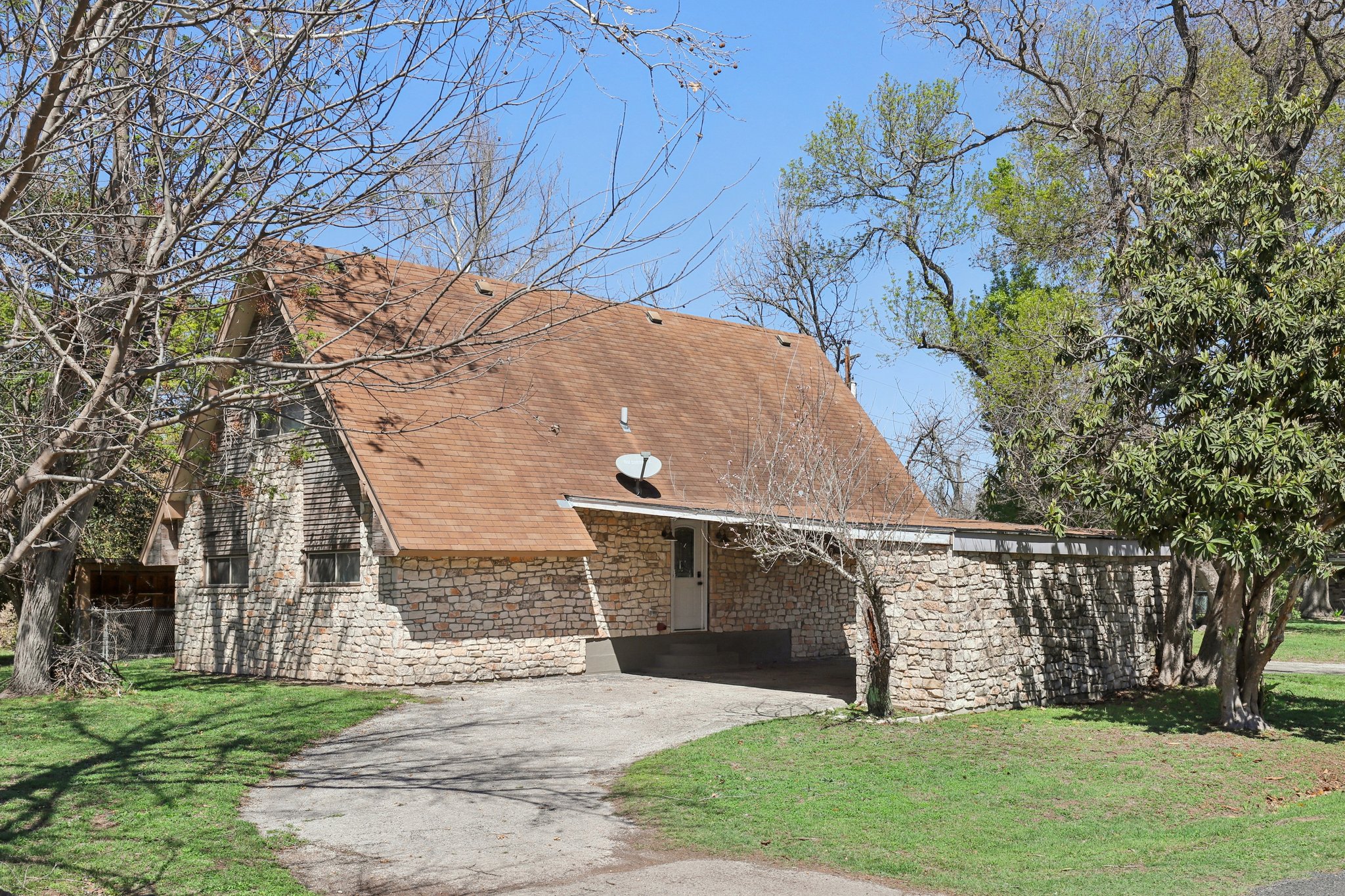 Nueces Ln-S1303-074.jpg