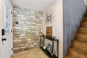 Nueces Ln-S1303-008.jpg