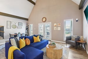 Nueces Ln-S1303-011.jpg