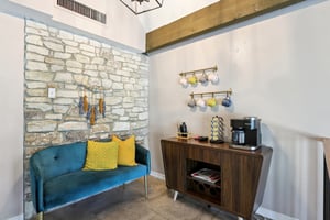 Nueces Ln-S1303-014.jpg