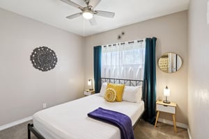 Nueces Ln-S1303-030.jpg