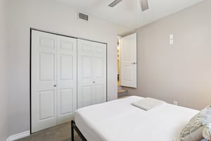 Nueces Ln-S1303-034.jpg