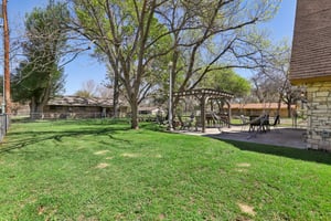 Nueces Ln-S1303-050.jpg