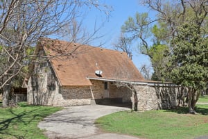 Nueces Ln-S1303-074.jpg