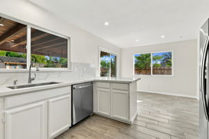 013_F8_122 Stratford St