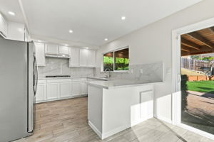 014_F8_122 Stratford St
