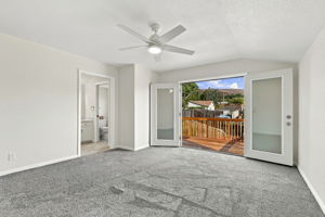 020_F8_122 Stratford St