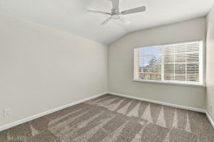 026_F8_122 Stratford St