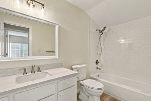 031_F8_122 Stratford St