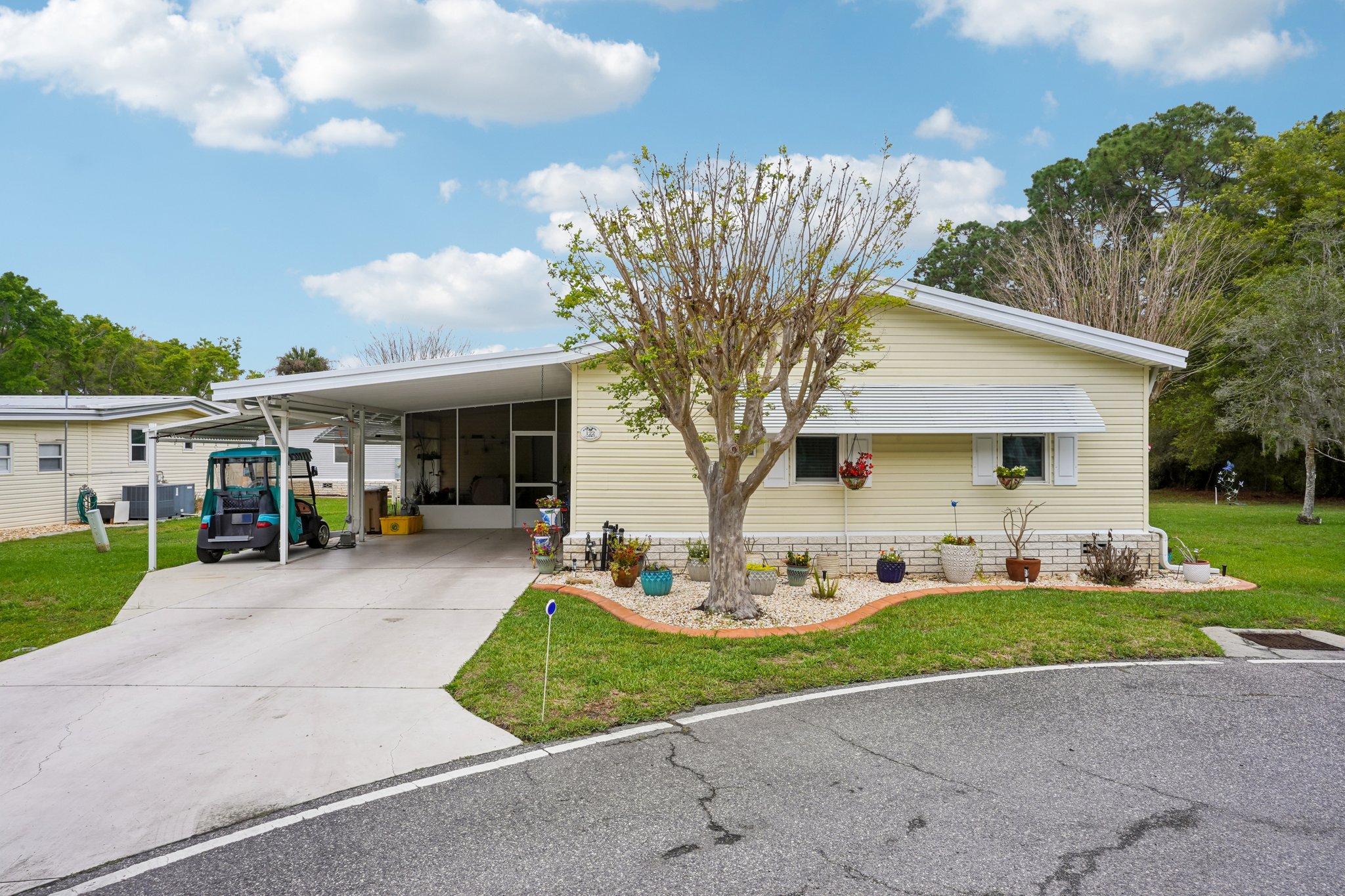 Tamarisk Way-S1703-002.jpg