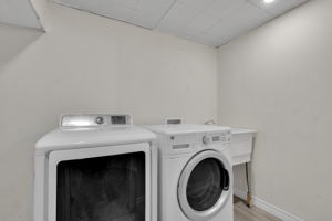  Photo 34