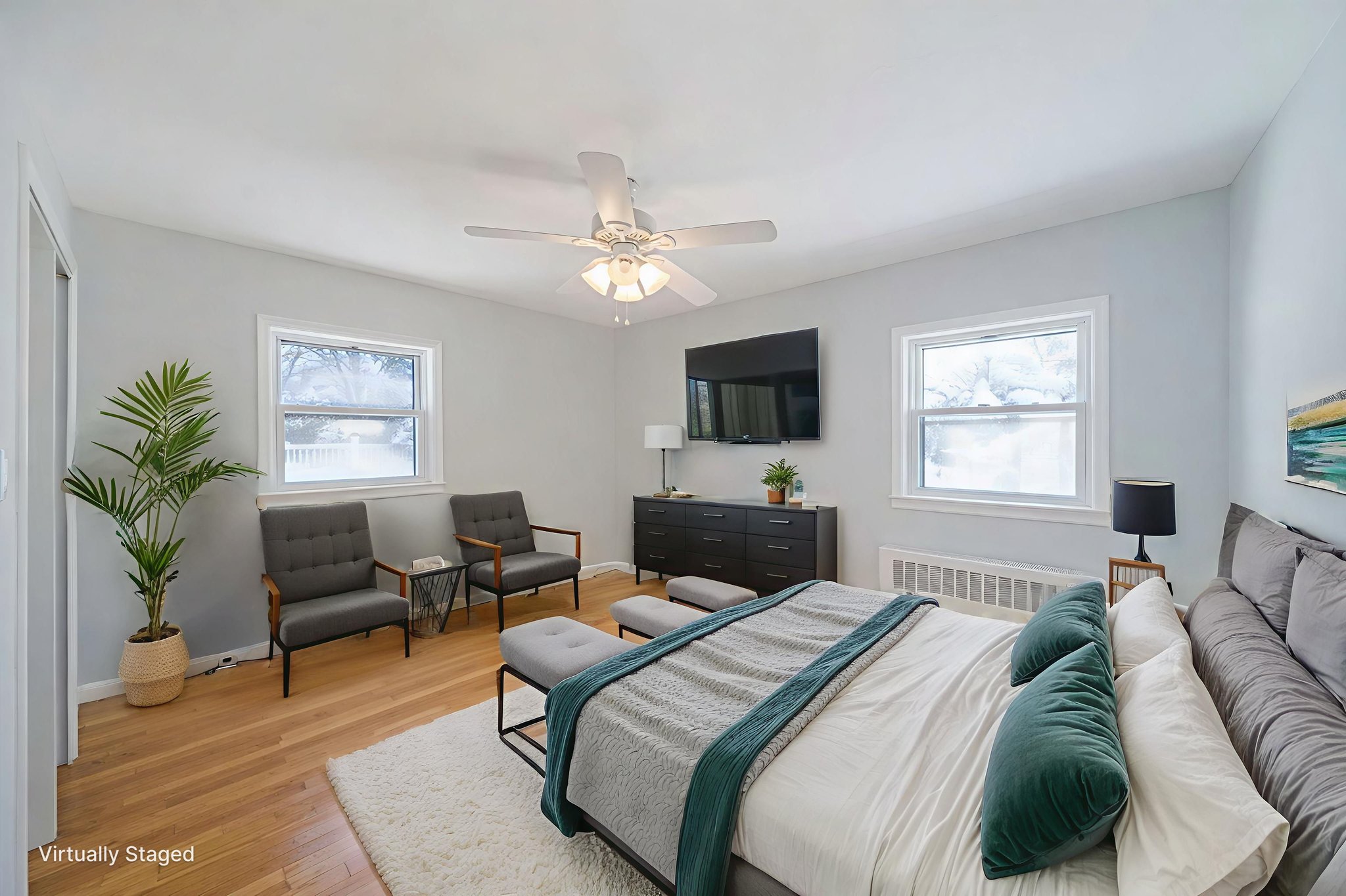 18586 Final 0048 copy virtually staged.jpeg