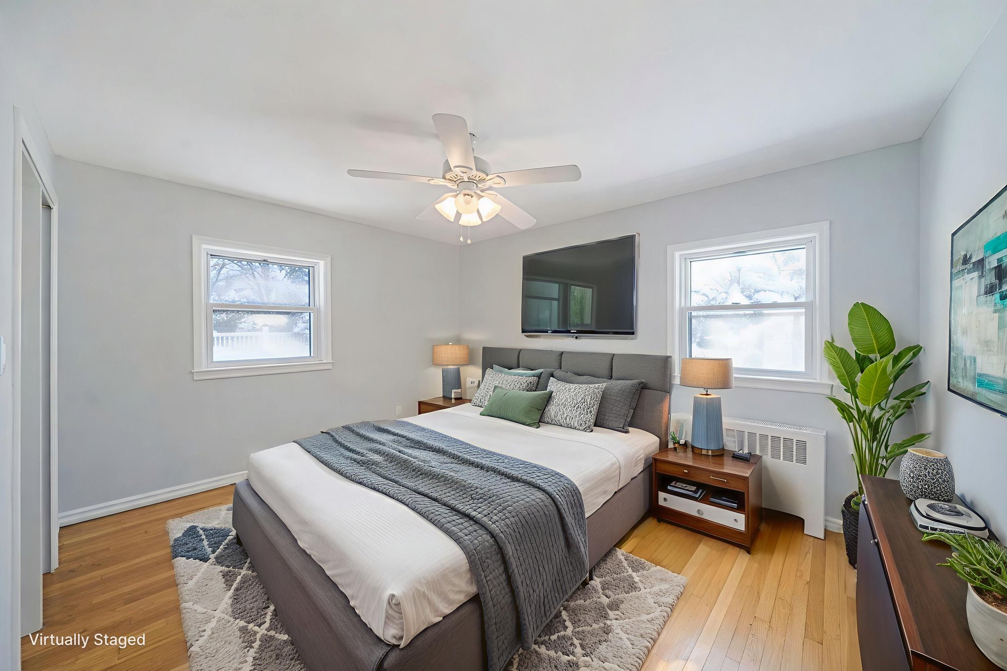 18586 Final 0048 copy virtually staged.jpeg