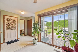 13_Interior