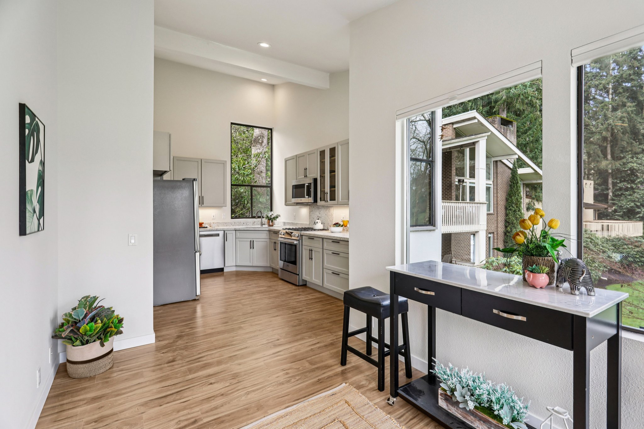 80th Pl-L0603-021.jpg