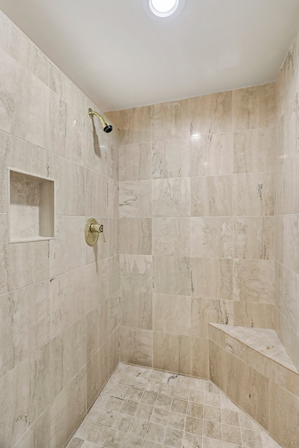 80th Pl-L0603-028.jpg