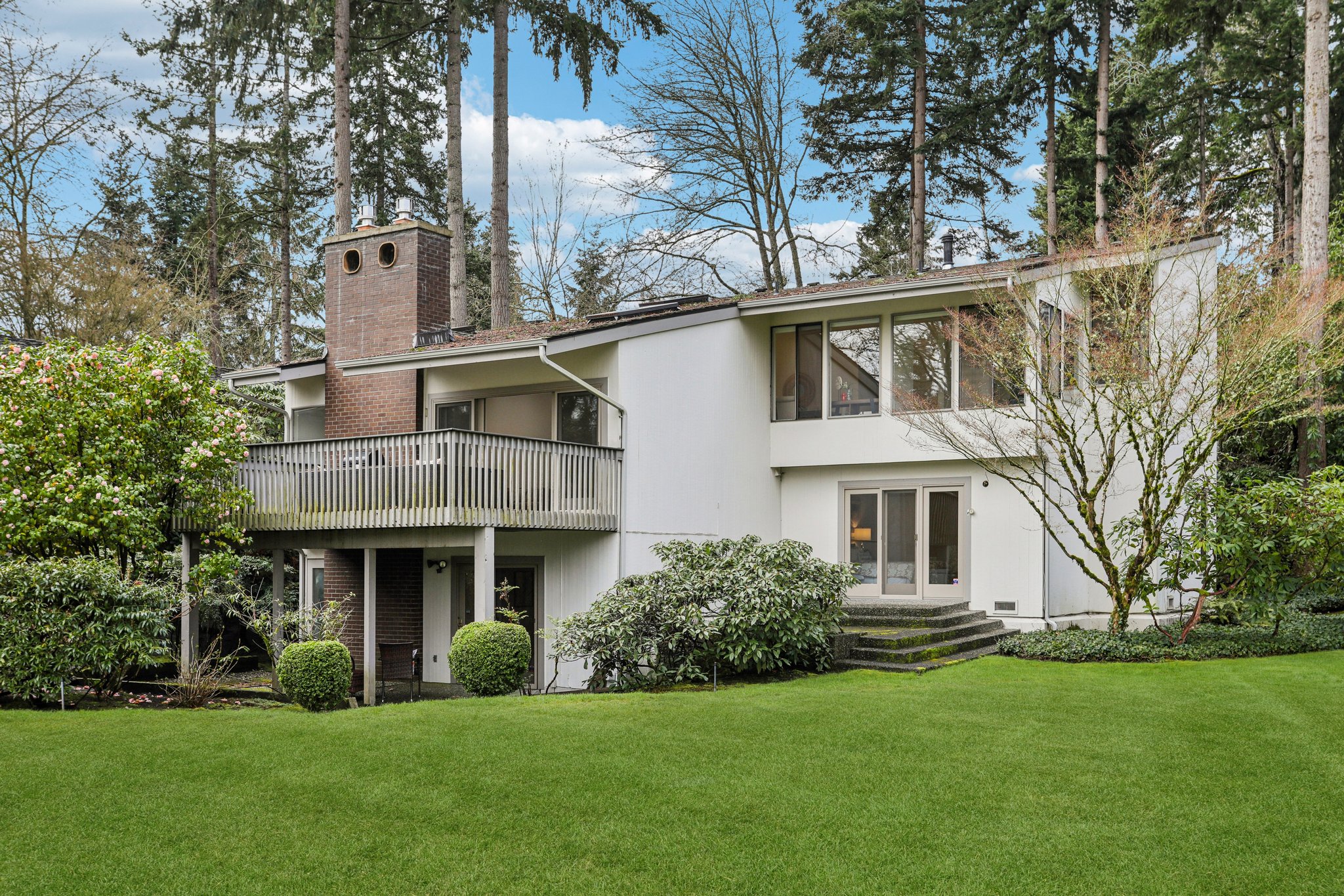 80th Pl-L0603-038.jpg