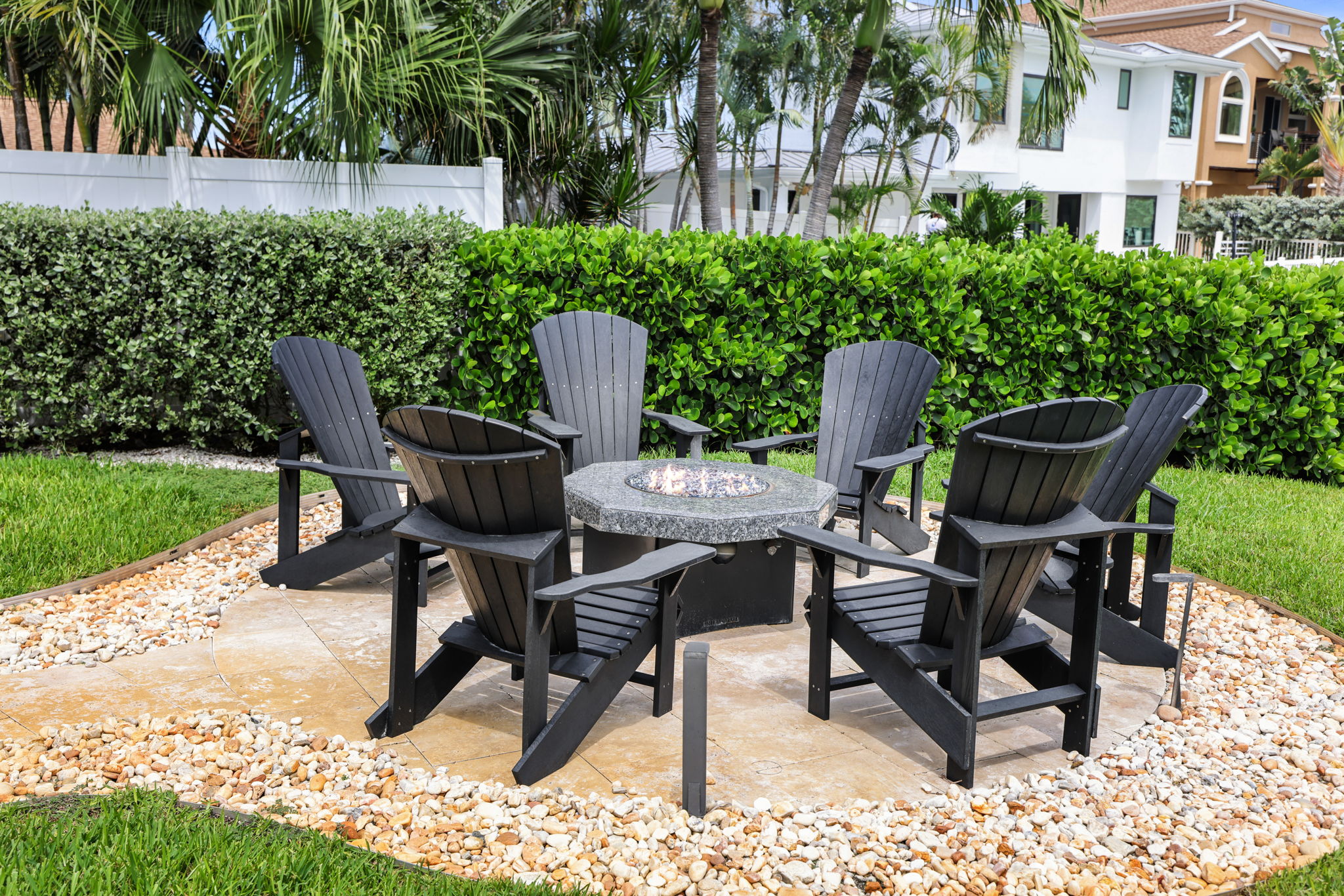 Back Fire Pit - 495A6044 (1)
