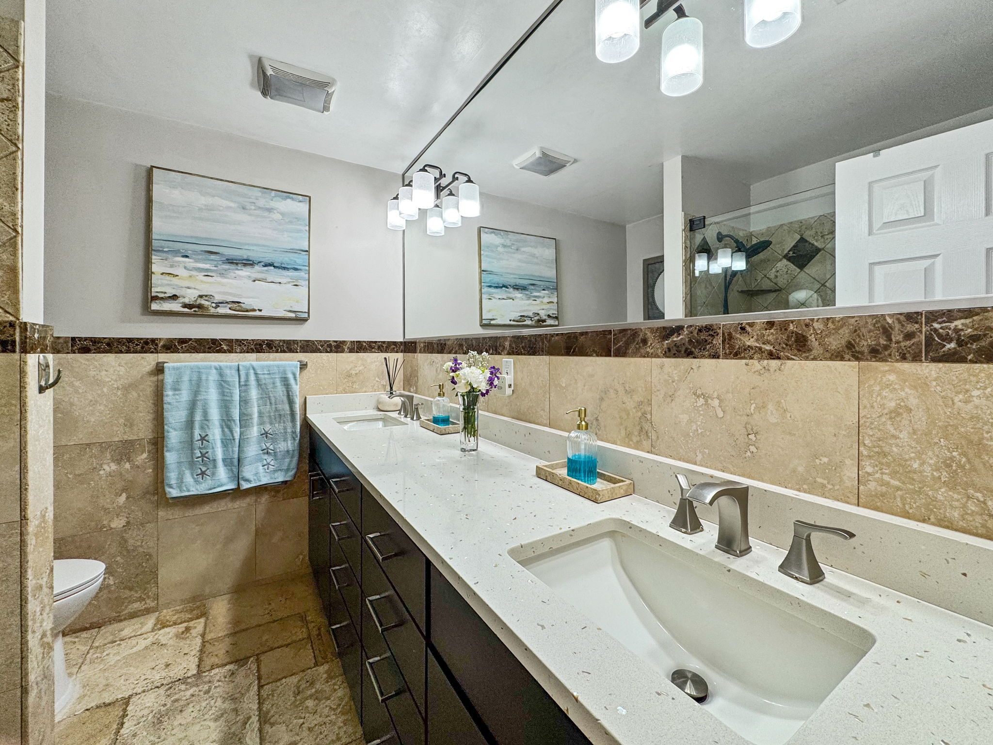 Bathroom 2 - IMG_9137