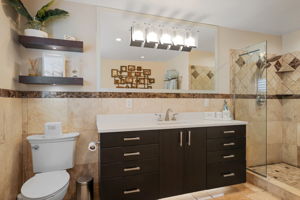Bathroom 1 - 495A6138 (1)