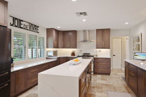 Kitchen - 495A6081 (1)