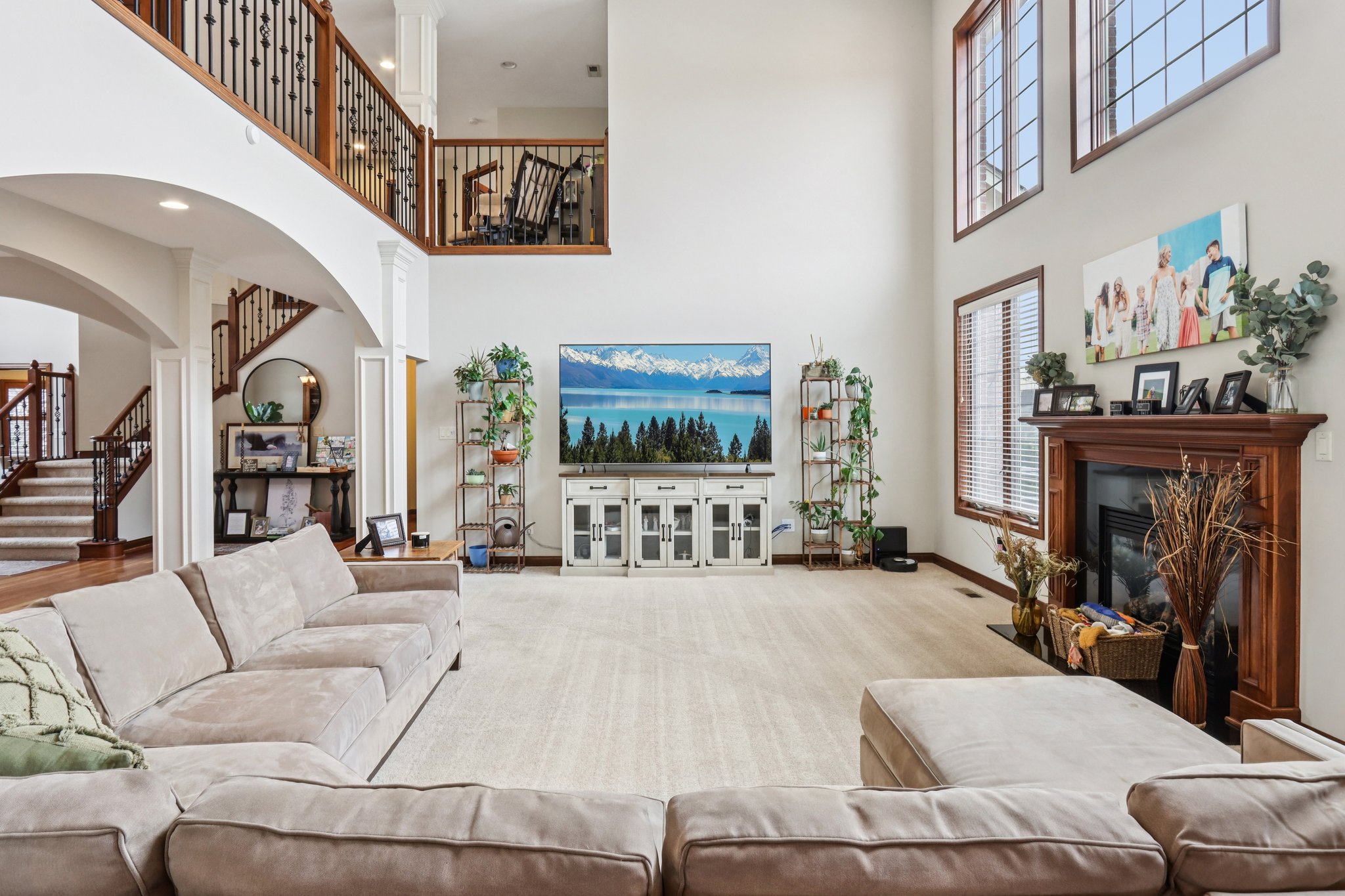 American Ave-S2511-012.jpg