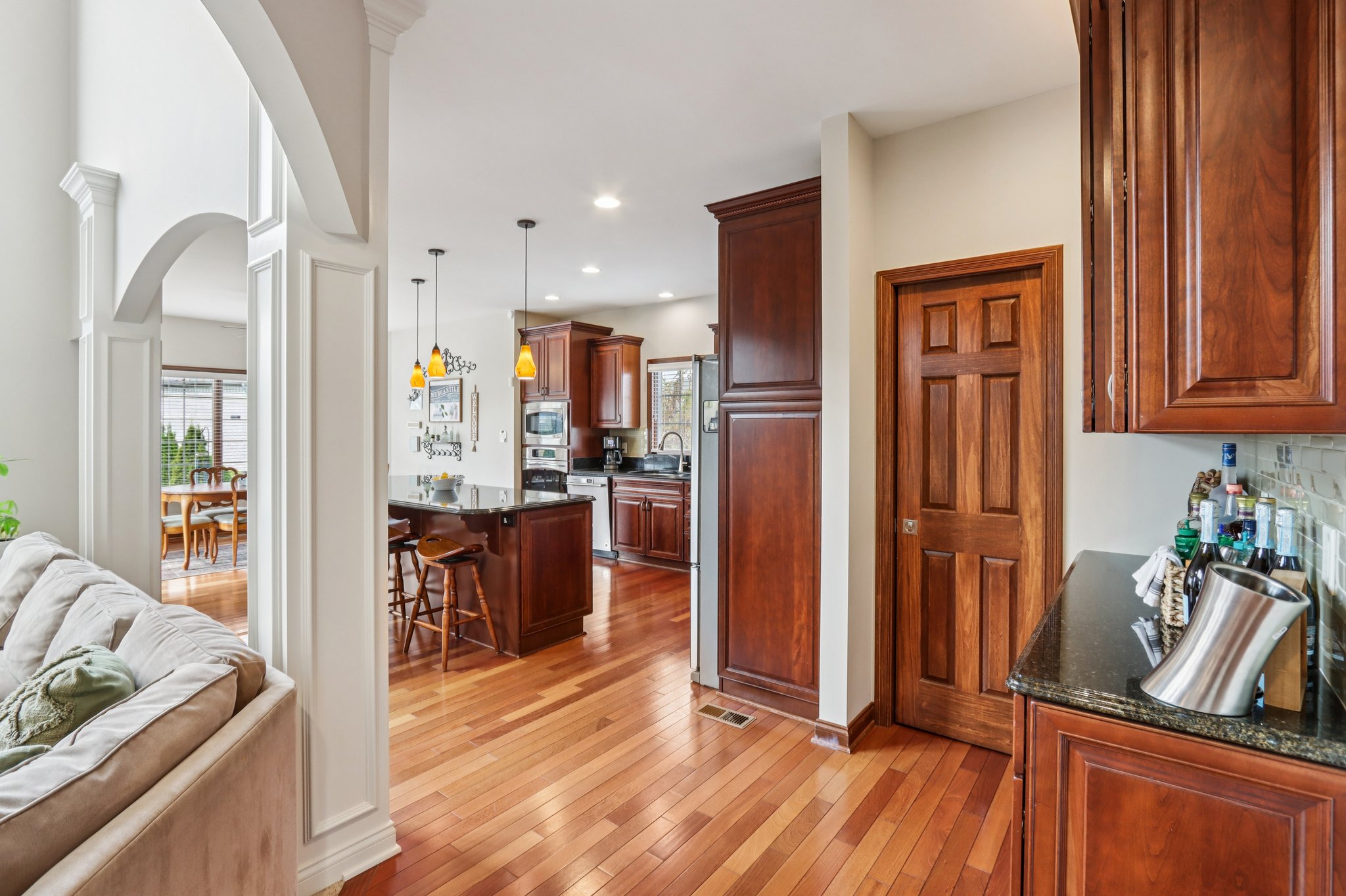 American Ave-S2511-026.jpg