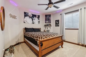 American Ave-S2511-042.jpg