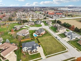 American Ave-S2511-068.jpg