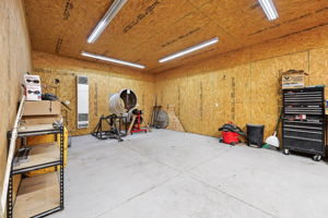  Photo 39