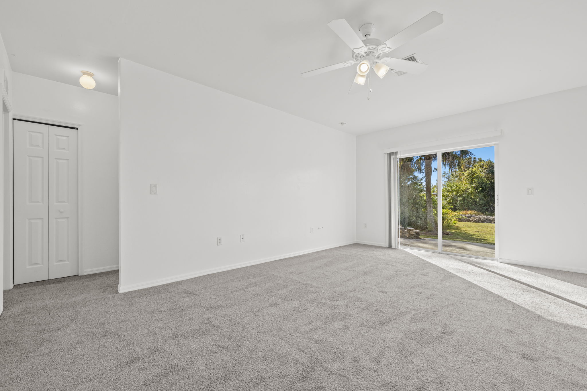 Living Room (1)