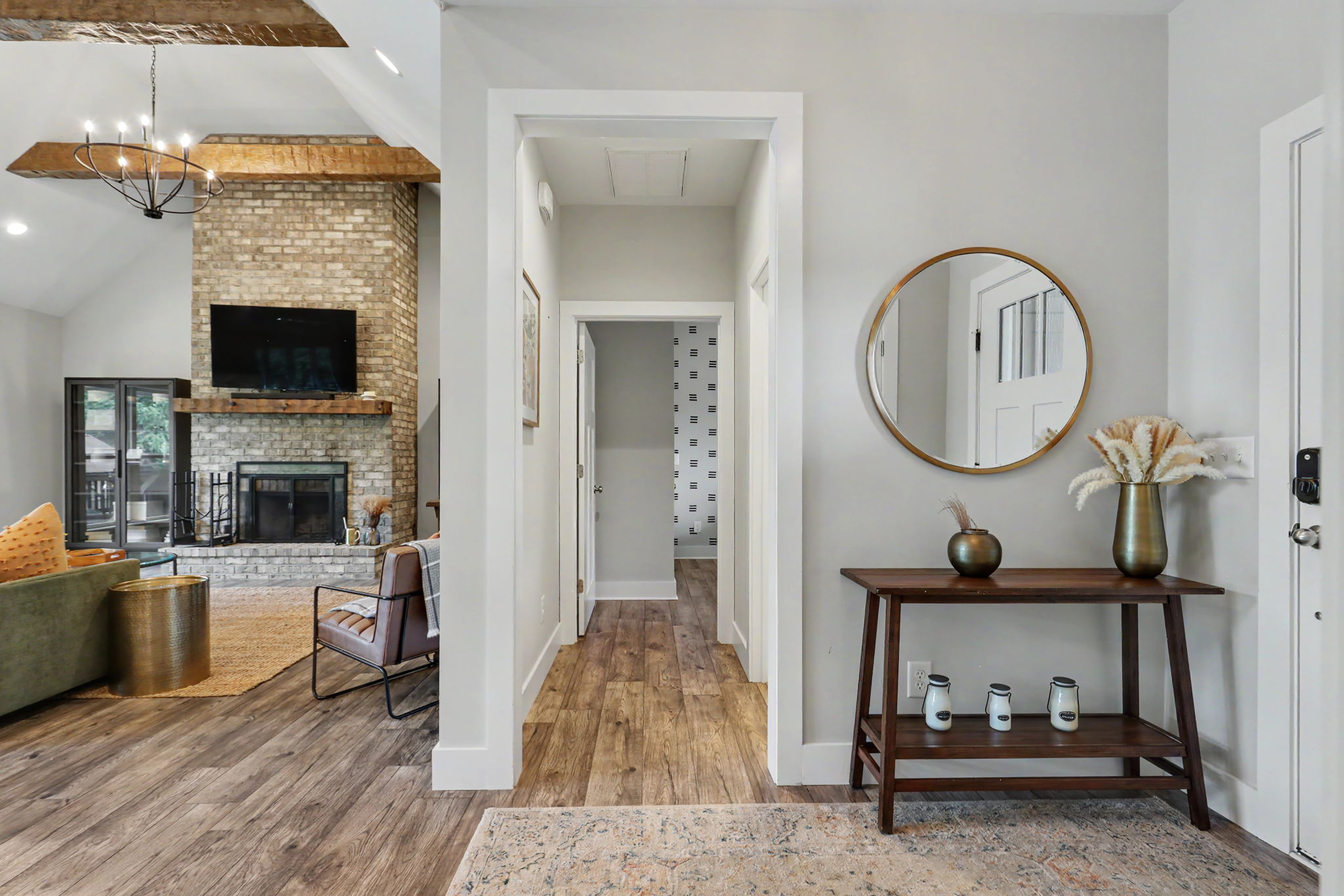  Photo 40
