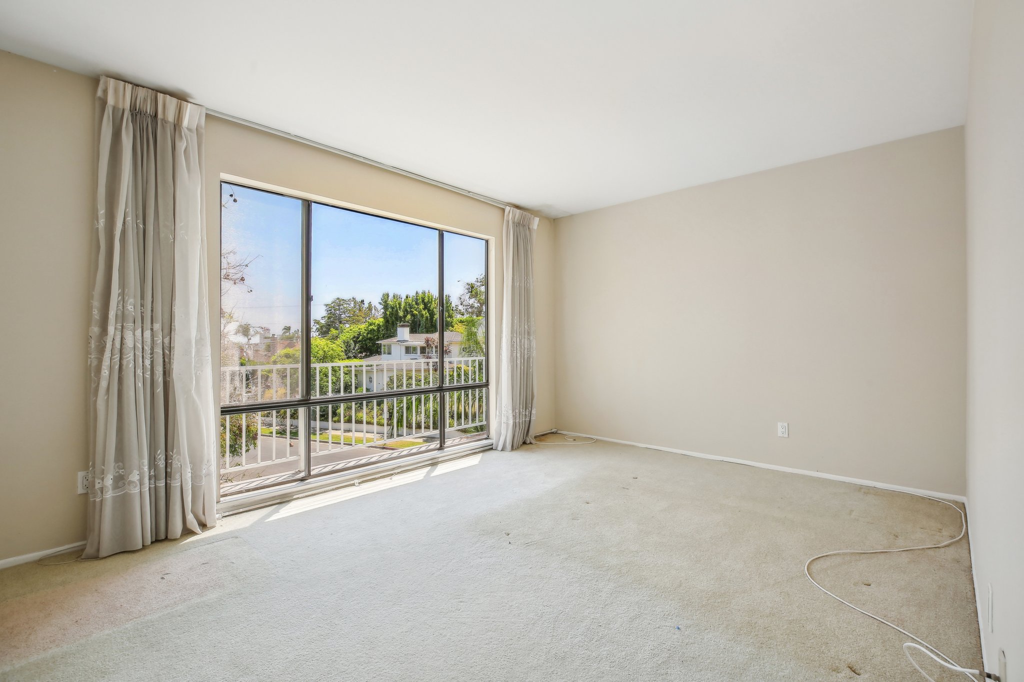 Manning Ave 1-022.jpg
