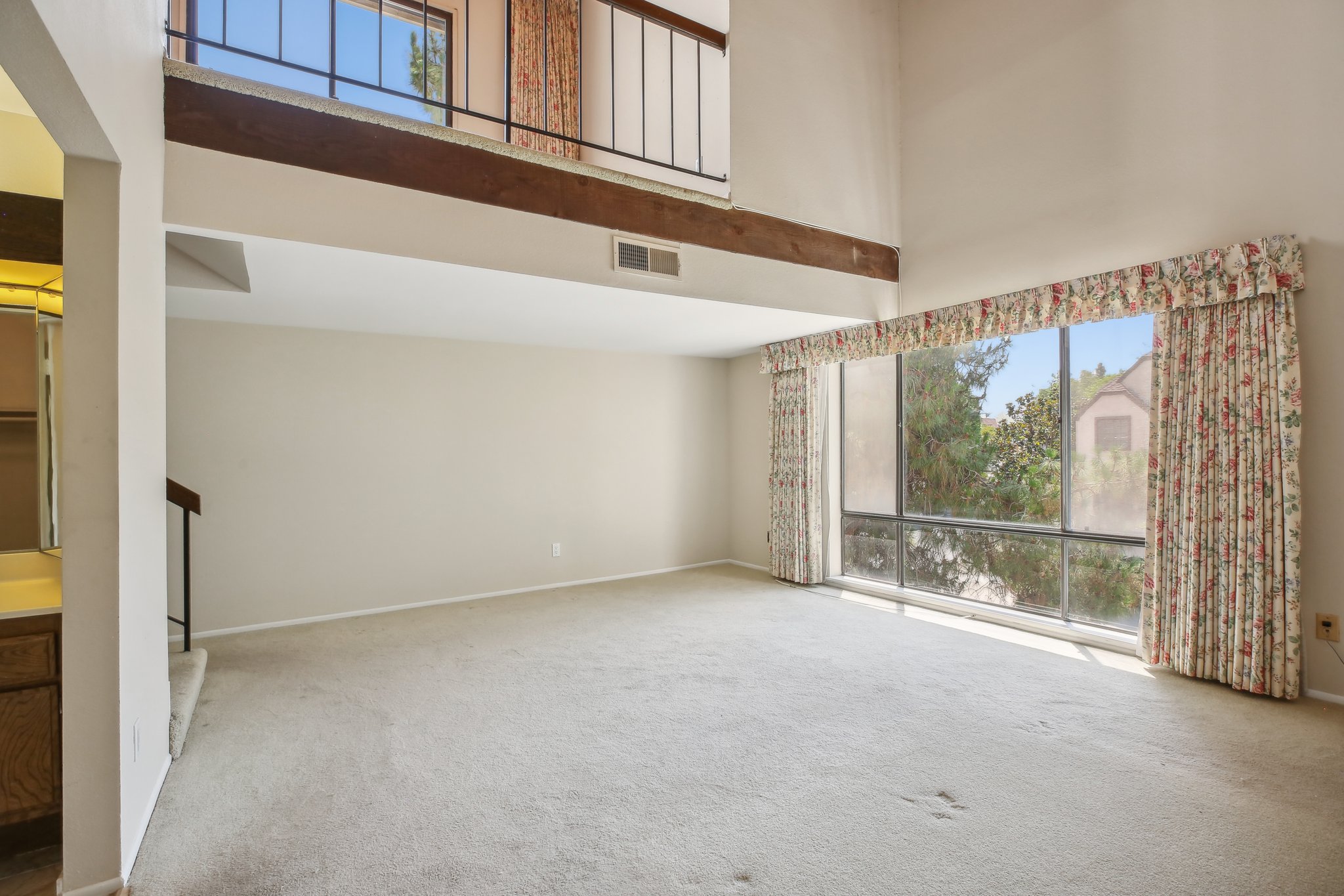 Manning Ave 1-031.jpg