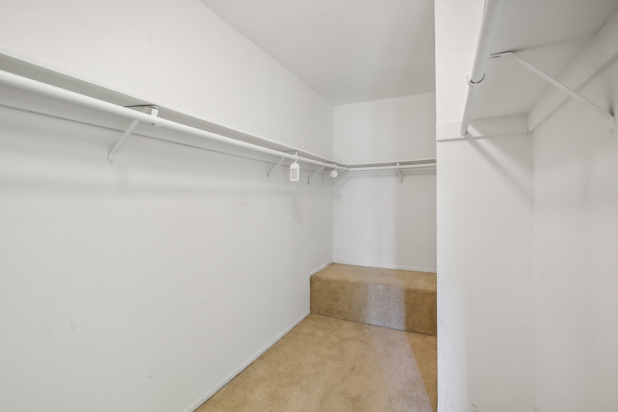 Manning Ave 1-033.jpg