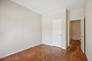 Manning Ave 1-018.jpg